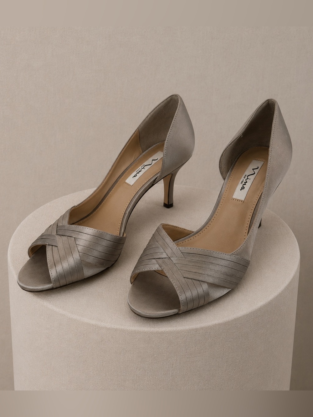 Nina Women Peep Toe Pump Heels Size US 9.5M Silver Satin D’Orsay Dress Shoes
